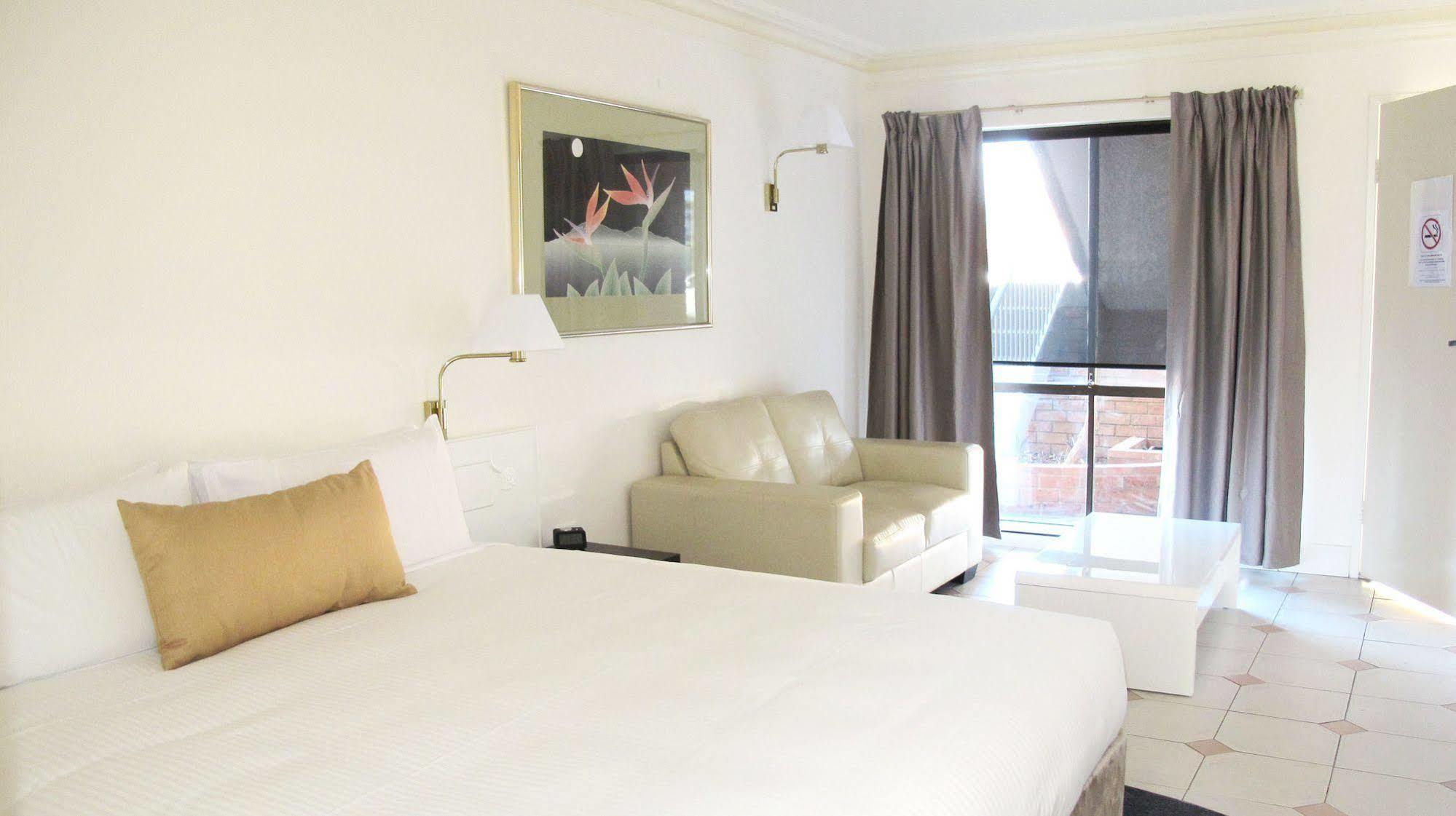 The Palms Dubbo Motel Ngoại thất bức ảnh